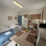 Kaniaris Olive Garden House Апартаменты *