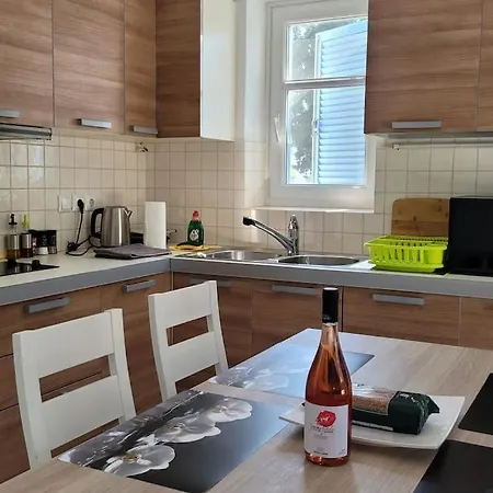 Kaniaris Olive Garden House *