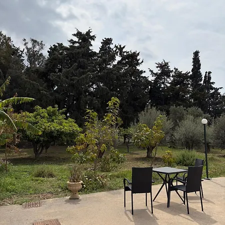 Kaniaris Olive Garden House Apartmán *