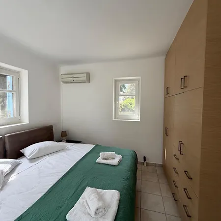 Kaniaris Olive Garden House Páros