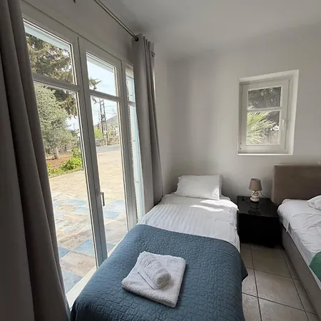 Kaniaris Olive Garden House Apartmán Páros
