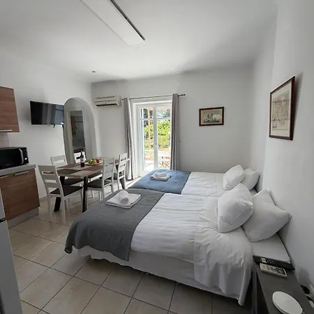 Kaniaris Olive Garden House * Páros